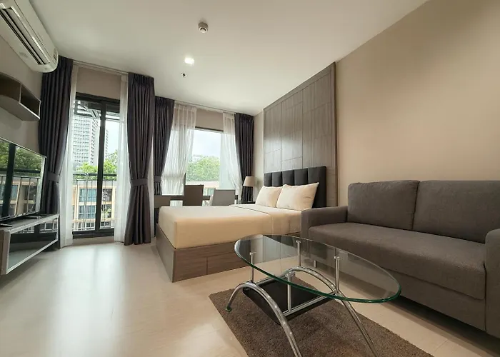 Апартаменты Stylish Sukhumvit 36 Near Bts Thonglor Бангкок